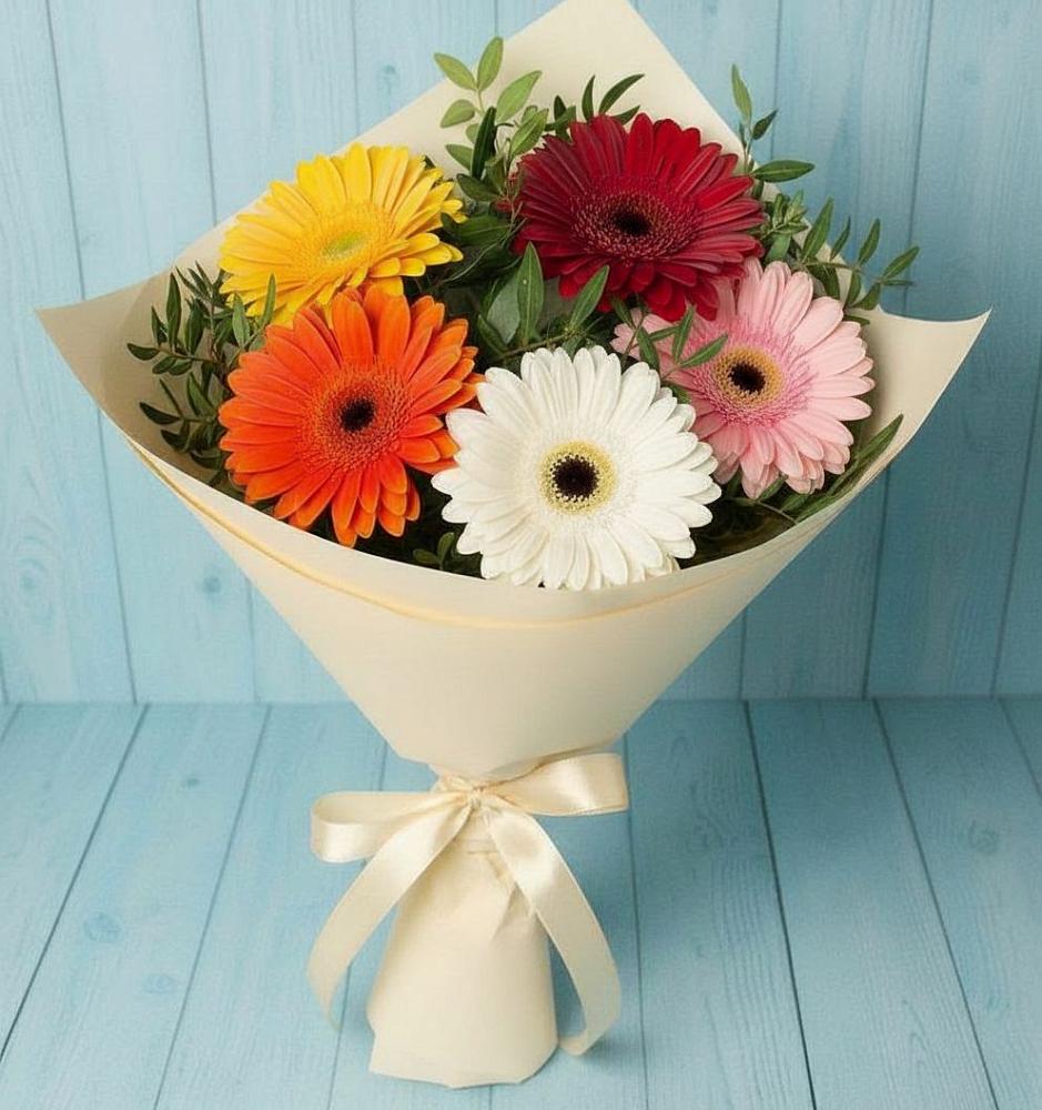 Букет цветов из: Герберы в Петра Дубрава