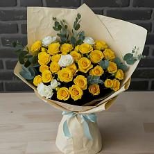 Букет цветов из:  Розы в Петра Дубрава