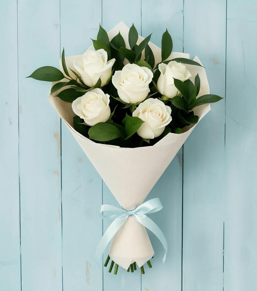 Букет цветов из: Розы в Петра Дубрава