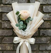 Букет цветов из:  Розы в Петра Дубрава