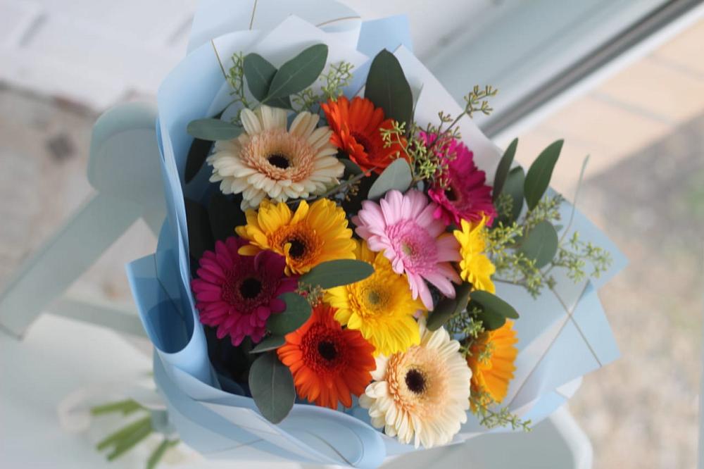 Букет цветов из: Герберы в Петра Дубрава