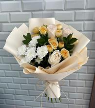Букет цветов из:  Розы и Хризантемы в Петра Дубрава