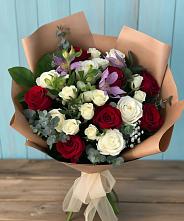 Букет цветов из:  Розы и Альстромерии в Петра Дубрава