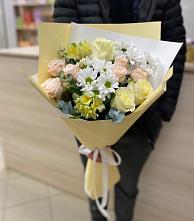 Букет цветов из:  Альстромерии, Розы и Хризантемы в Петра Дубрава