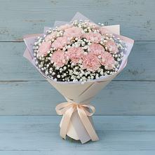 Букет цветов из:  Гвоздики в Петра Дубрава
