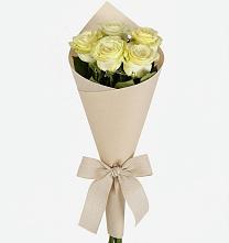 Букет цветов из:  Розы в Петра Дубрава