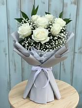 Букет цветов из:  Розы в Петра Дубрава