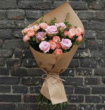 Букет цветов из:  Розы в Петра Дубрава