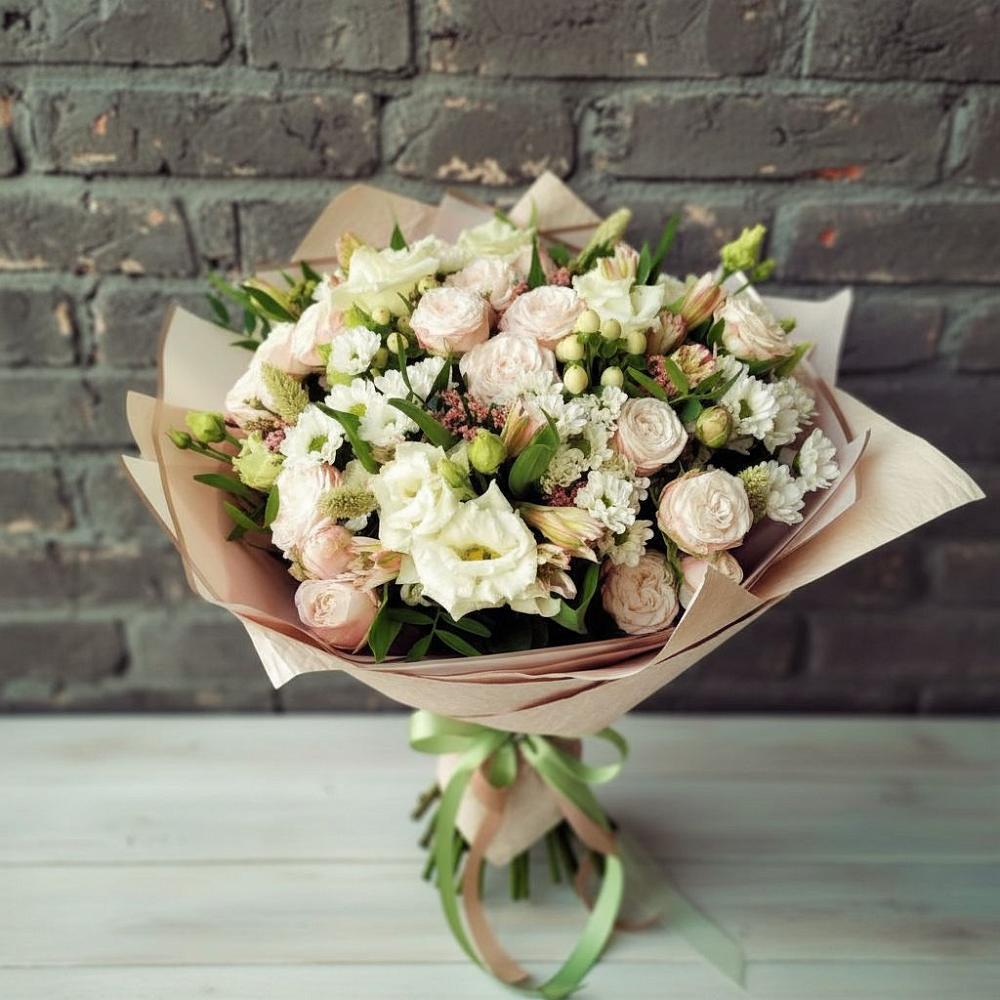 Букет цветов из: Альстромерии, Розы и Хризантемы в Петра Дубрава