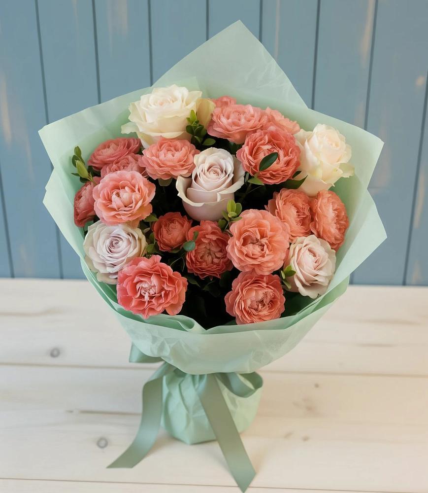 Букет цветов из: Розы в Петра Дубрава