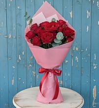 Букет цветов из:  Розы в Петра Дубрава