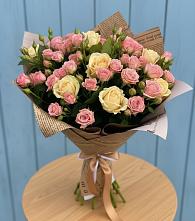 Букет цветов из:  Розы #REPLACE_PRED# Петра Дубрава