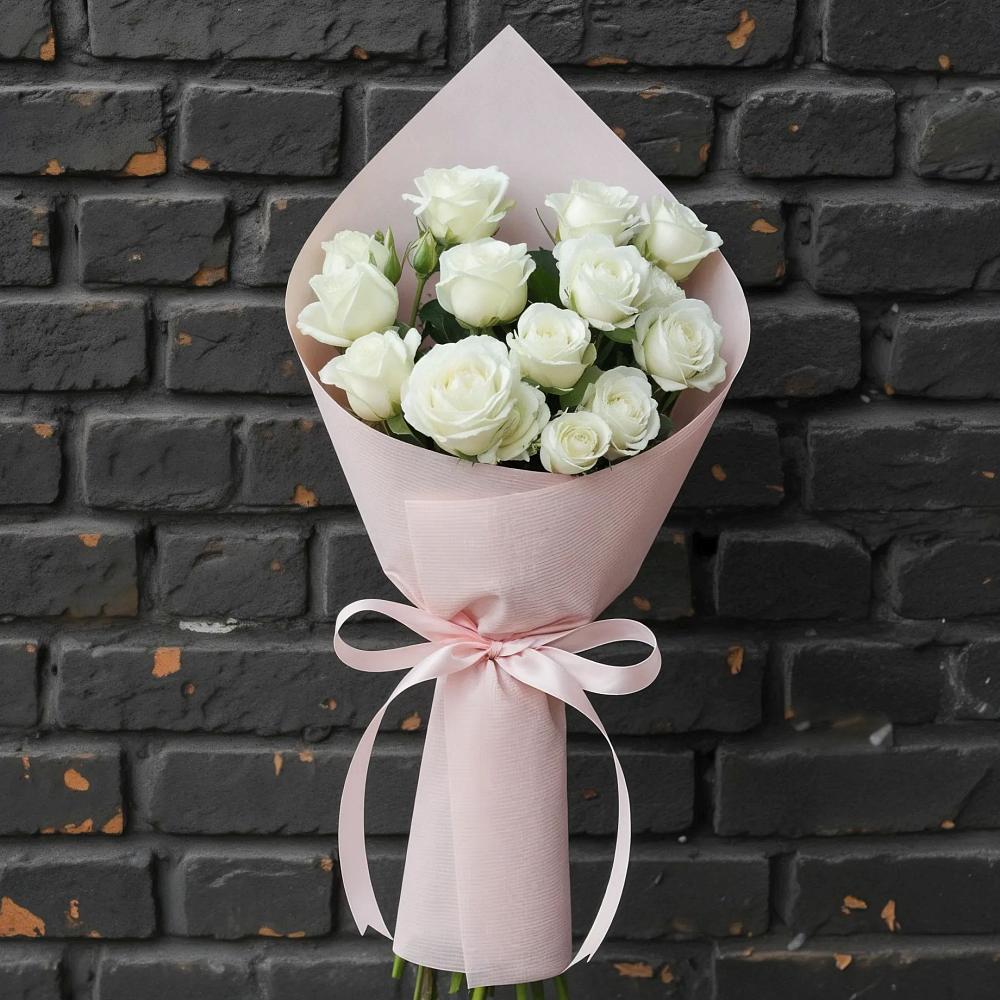 Букет цветов из: Розы в Петра Дубрава