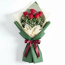 Букет цветов из:  Розы в Петра Дубрава